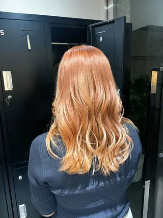 セミロング カラー ハイトーン/アレンジ 🎀アオイ🎀のヘアスタイル