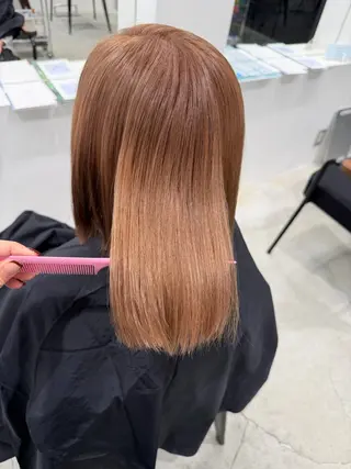 ショート カラー 萩原 紗妃のヘアスタイル
