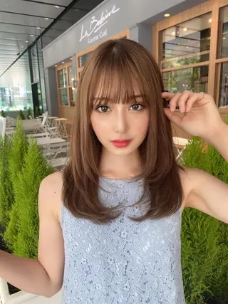 ミディアム カラー 栗原 瑠世のヘアスタイル