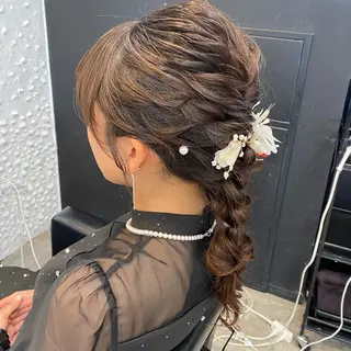 セミロング ヘアアレンジ 平野 愛華のヘアスタイル
