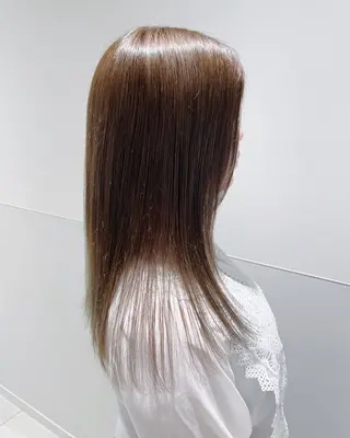 セミロング SALOWIN  north茶屋町店所属・💎透明感カラー💎 ナチュラルテイストのヘアスタイル