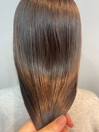 ロング カラー natsumi / N°ariaのヘアスタイル