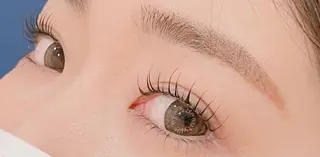 マツエク・マツパ 眉毛とまつ毛の専門店 アイルのマツエク・マツパデザイン