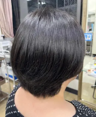 ショート カラー 小関 未悠の眉毛・アイブロウイメージ