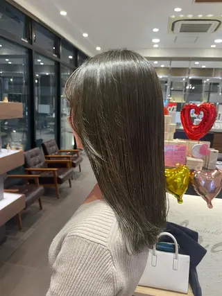 ロング カラー Lico所属・小川 楓華のヘアスタイル
