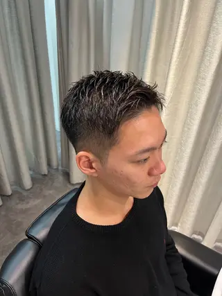 ショート メンズ Belo Hair Life所属・メンズ専門/堺東/ 半個室/長谷川将也の眉毛・アイブロウイメージ