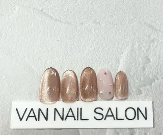 ネイル Van Nail Salonのネイルデザイン