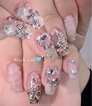 ネイル XIINH NAIL SALONのネイルデザイン