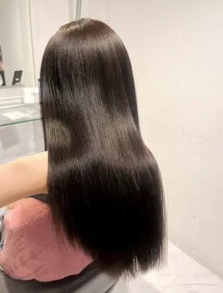 ロング カラー 🫧うる艶トレンド 🫧透明感カラーのヘアスタイル