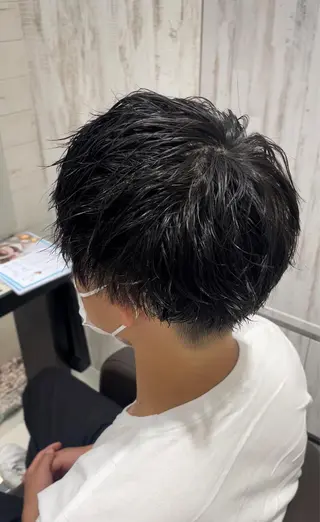 パーマ メンズ EARTH 山﨑龍馬のヘアスタイル