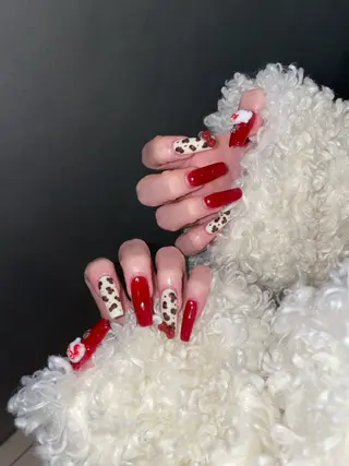 ネイル GO TODAY シェアサロン 渋谷Amiu店所属・渋谷ネイル🎀 y2k/海外ネイルのネイルデザイン