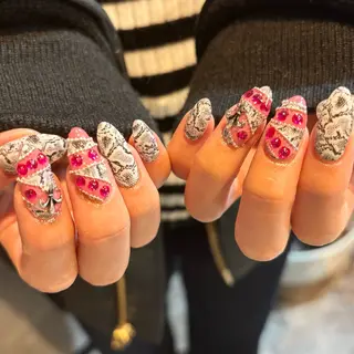 ネイル Lusso🍃 Ayaneのネイルデザイン