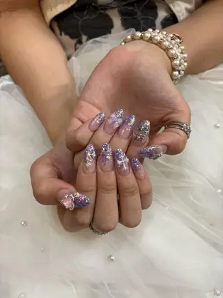 ネイル Fiona所属・森本 珠生のネイルデザイン