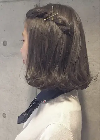 カラー 山村 佳世のヘアスタイル
