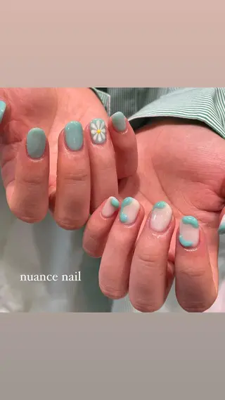 ネイル 淡色ネイル 🎀moeのネイルデザイン