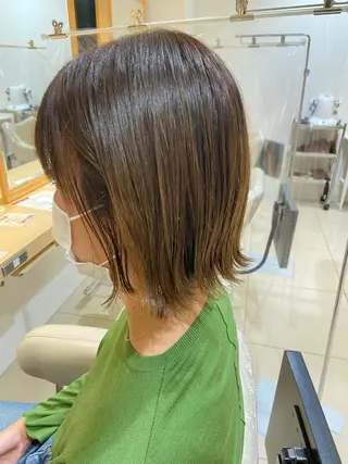 ミディアム カラー 30代からの大人 ショートのヘアスタイル