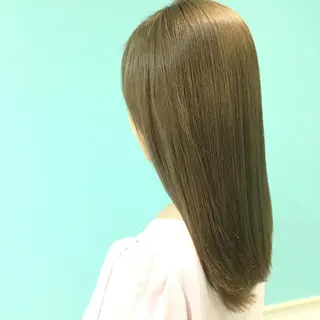 ロング salowin 原宿 aroa所属・韓国／ハッシュカット ／透明感カラー／金野のヘアスタイル