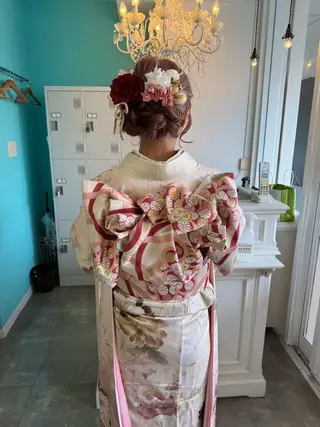 ロング ヘアアレンジ サロンドシオリ所属・サロンド シオリのヘアスタイル