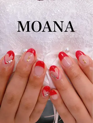 ネイル 石谷 詩織のネイルデザイン