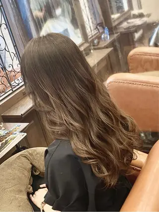 ロング カラー Helm所属・久次米 智人のヘアスタイル