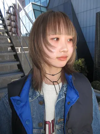 ミディアム レイヤーカット\ウル フ　chinatsuのヘアスタイル