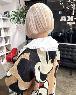 ミディアム KOMUKAI MIYUのヘアスタイル