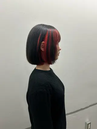ショート カラー Pia Yakuin所属・【Pia】 萌亜のヘアスタイル