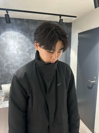 メンズ SALOWIN 原宿 iori所属・💈センターパート パーマ特化💈雄太のヘアスタイル