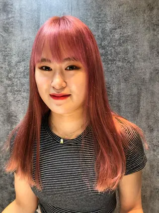 セミロング カラー 🎨ショートの神様 /神評価🎨原田公祐のヘアスタイル