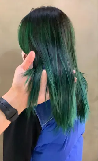 ミディアム カラー ブリーチカラーNo. 1🌈 RYOGAのヘアスタイル