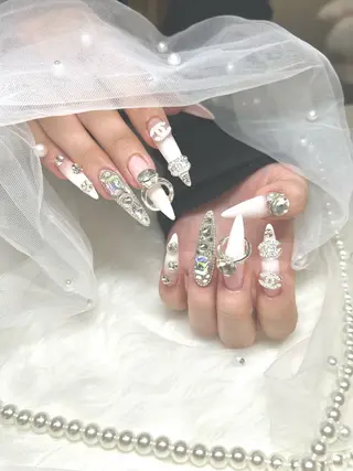 ネイル 【Laule‘a 】のネイルデザイン