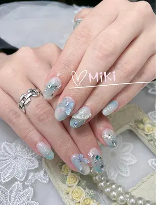 ネイル 🦋 MiKi 🦋 ネイルサロンのネイルデザイン