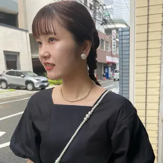 ミディアム ヘアアレンジ ホリケ アオイのヘアスタイル