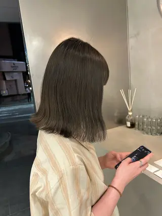 ミディアム カラー 馬場 菜乃夏のヘアスタイル