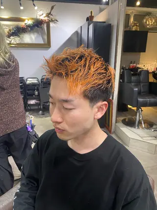 ショート 山影✨バレイヤージュ ハイライト✨メンズ◎のヘアスタイル