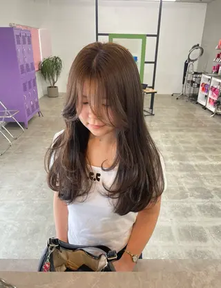 ロング miloc himekaのヘアスタイル