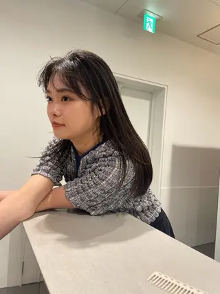 ロング カラー LOREN/ miuのヘアスタイル