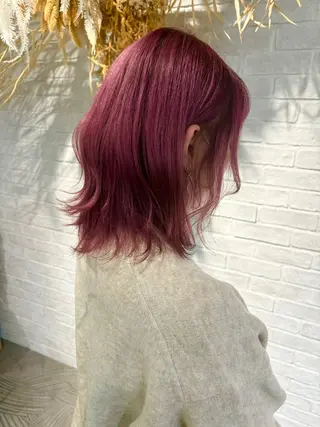 ミディアム カラー ヘアアレンジ ボブぷる艶🌈 艶髪矯正✨遠藤龍雅のヘアスタイル