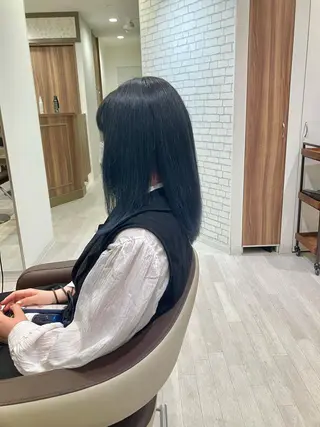 セミロング カラー Re:st所属・Miyavi/カラー ショートボブのヘアスタイル