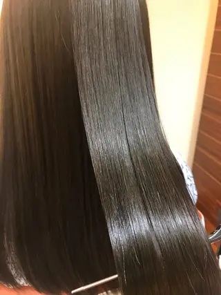 ロング 透明感カラーブリーチ 🌼シゲモトアヤ🌼のヘアスタイル