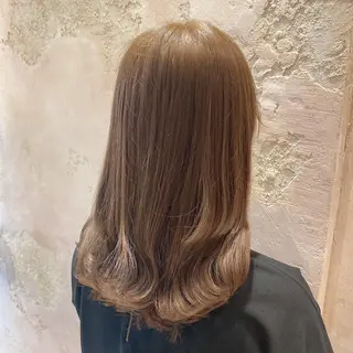 ミディアム 代表山口ひな 髪質改善のプロのヘアスタイル