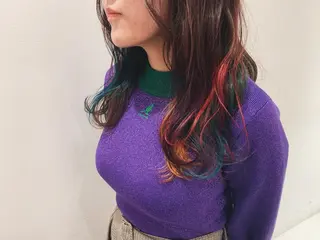 セミロング カラー ハイトーン/ウルフ /小澤凌祐🦕のヘアスタイル