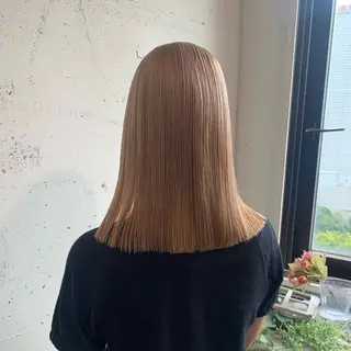 ミディアム カラー 🩵ハイトーン🩵 緒方美柚のヘアスタイル