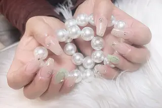 ネイル 佐藤 依娜のネイルデザイン