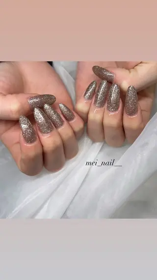 ネイル est nail所属・永山 芽生子のネイルデザイン