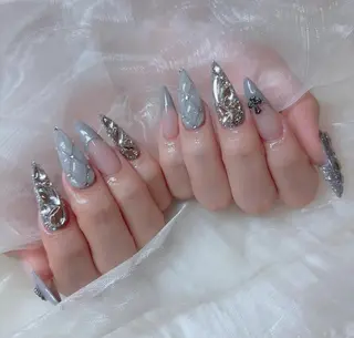 ネイル Amee Nailsalonのネイルデザイン