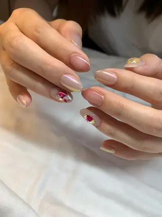 ネイル emea所属・emea nail ヒロミのネイルデザイン