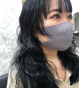 ロング パーマ 細川 夕利亜のヘアスタイル