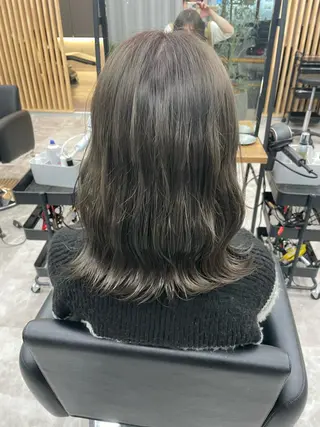 ミディアム カラー ✨武内凌太✨ 複雑履歴/ムラ修正のヘアスタイル