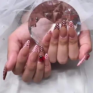 ネイル nailsalon glow sayaのネイルデザイン